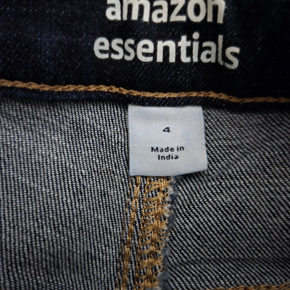 🩳 Amazon Essentials Shorts - Picture 2 of 7